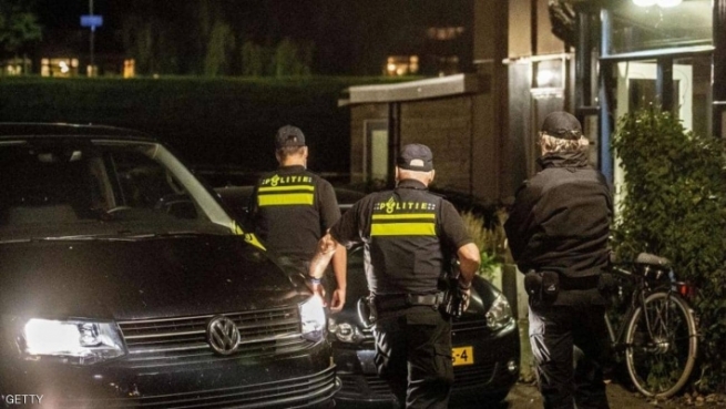 هۆڵەندا... لە ئەنجامی تەقەكردنێكدا سێ كەس كوژران